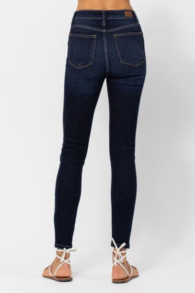 Judy Blue Dark Wash Handsand Skinny Jeans