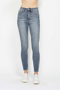 Judy Blue Tummy Control Light Wash Skinny Jeans