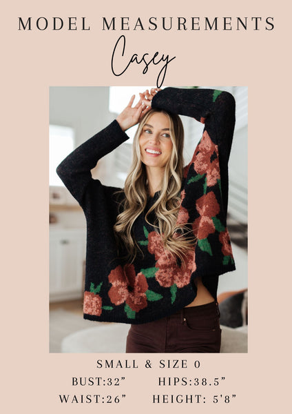 Floral Flutter Sleeve Dress in Navy/Coral