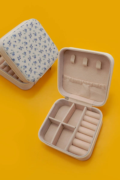 DESIGNED JEWELRY ORGANIZER TRAVEL BOX CASE- Fuchsia Bow