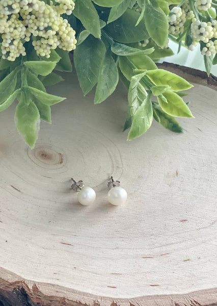 Simply Stunning Pearl Studs
